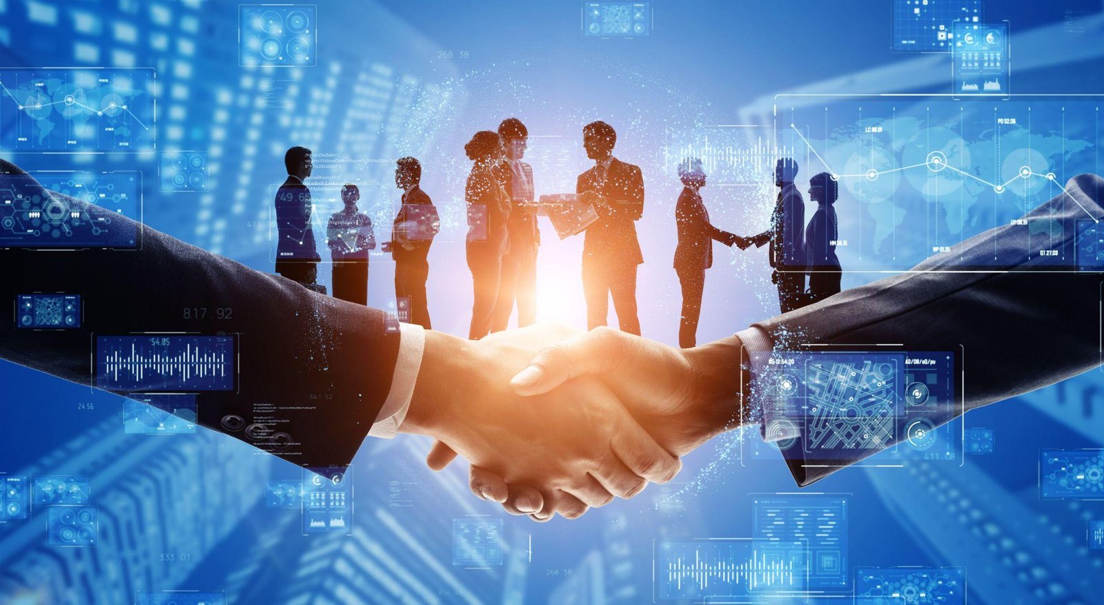 business-leaders-shaking-hands-leveraging-managed-it-services-benefits